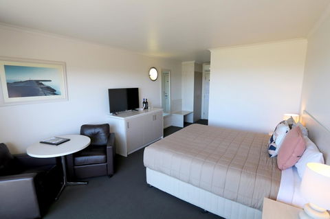 Harbour View Motel - Sunshine Coast Guide 7