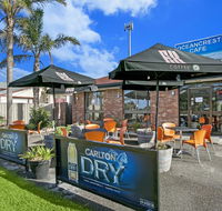 The Ocean Crest - Sunshine Coast Guide