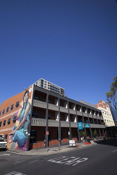 YHA Adelaide Central - Sunshine Coast Guide 6