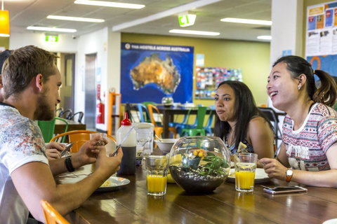 YHA Adelaide Central - Sunshine Coast Guide 30