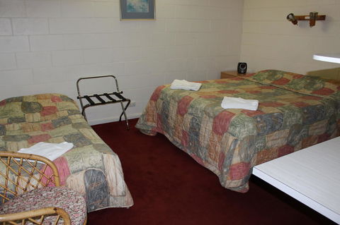 Island Motel Kingscote - Sunshine Coast Guide 20