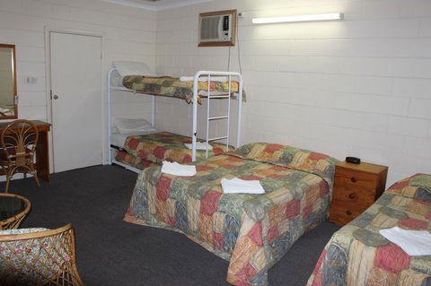 Island Motel Kingscote - Sunshine Coast Guide 32