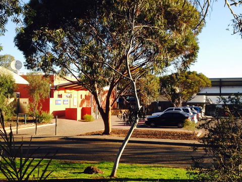 Nightcap At Roxby Downs - Sunshine Coast Guide 2