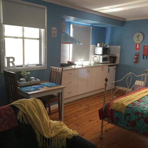 KI Dragonfly Guesthouse - Sunshine Coast Guide 11
