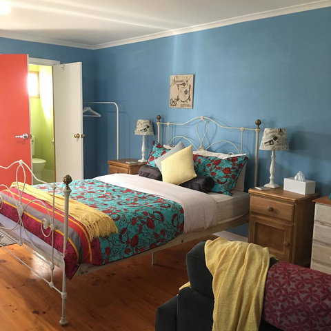 KI Dragonfly Guesthouse - Sunshine Coast Guide 7