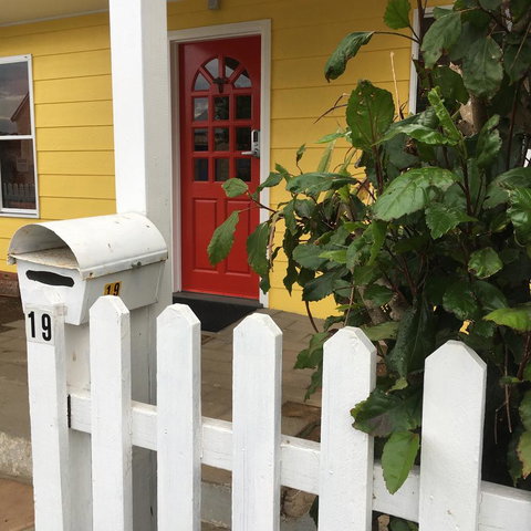 KI Dragonfly Guesthouse - Sunshine Coast Guide 0