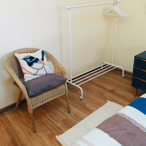 KI Dragonfly Guesthouse - Sunshine Coast Guide 19