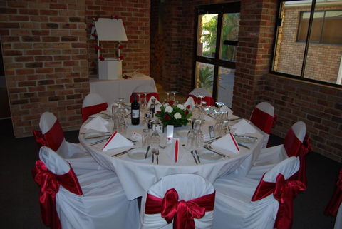 Abcot Inn - Sunshine Coast Guide 33