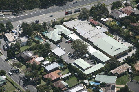 Abcot Inn - Sunshine Coast Guide 22