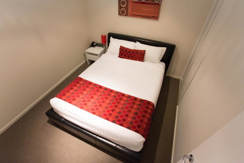Mawson Lakes Hotel - Sunshine Coast Guide 21