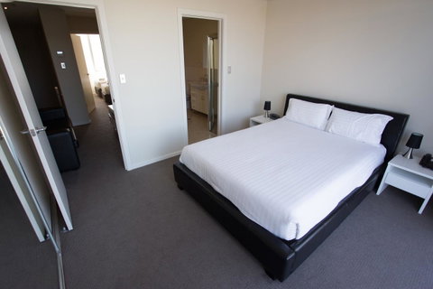 Mawson Lakes Hotel - Sunshine Coast Guide 23