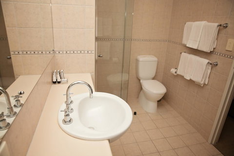 Mawson Lakes Hotel - Sunshine Coast Guide 41