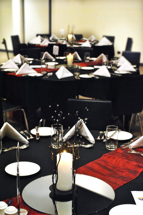 Mawson Lakes Hotel - Sunshine Coast Guide 7
