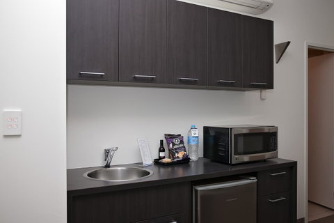 Mawson Lakes Hotel - Sunshine Coast Guide 33