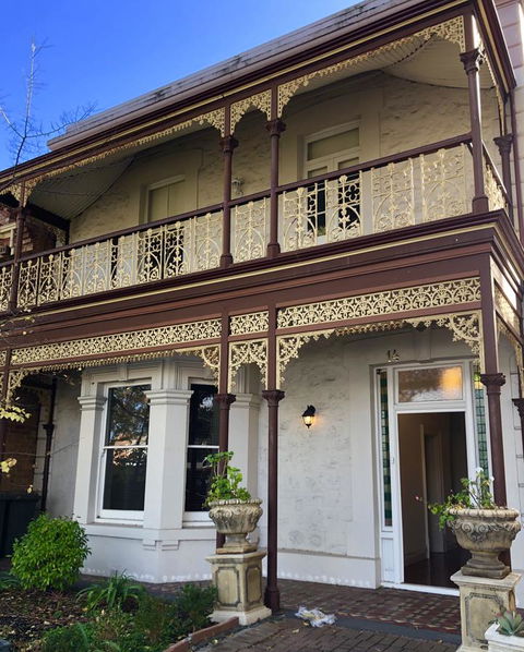 Hammond Apartments - Sunshine Coast Guide 0