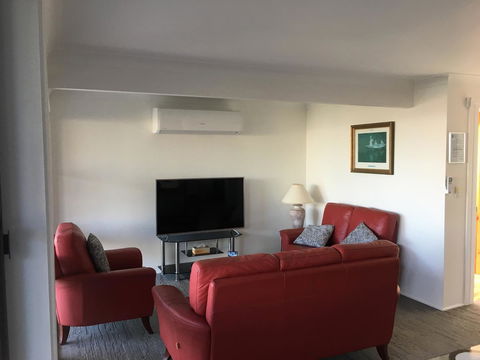 Arena Blanca Holiday Home - Sunshine Coast Guide 7
