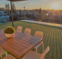 Henley Beach South Amazing Views Huge Private Balcony - Sunshine Coast Guide