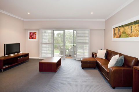 Seashells Yallingup - Sunshine Coast Guide 1