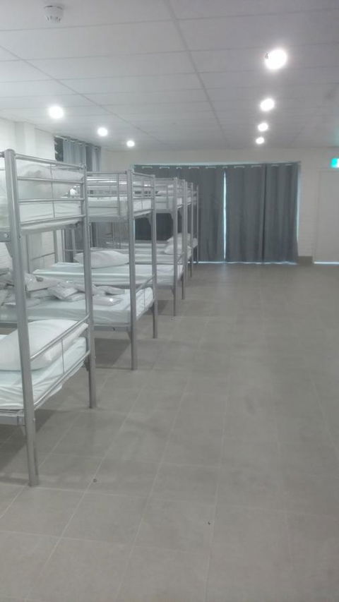 Perth City Backpackers Hostel - Note - Valid Passport Required To Check In - Sunshine Coast Guide 19