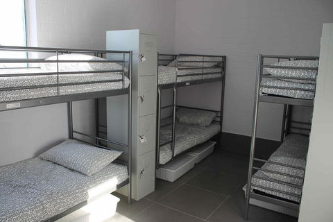 Perth City Backpackers Hostel - Note - Valid Passport Required To Check In - Sunshine Coast Guide 0