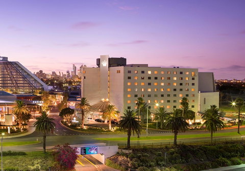 Crown Promenade Perth - Sunshine Coast Guide 10