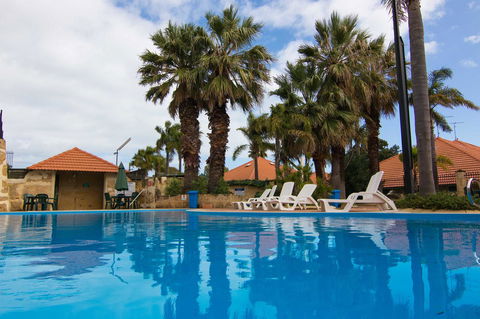 Mandurah Family Resort - Sunshine Coast Guide 23