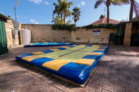 Mandurah Family Resort - Sunshine Coast Guide 28