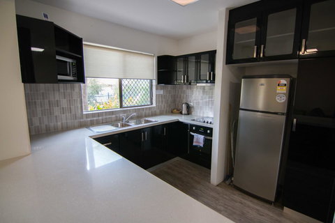 Mandurah Family Resort - Sunshine Coast Guide 33