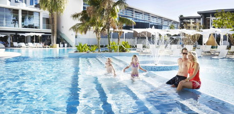 Crown Metropol Perth - Sunshine Coast Guide 1