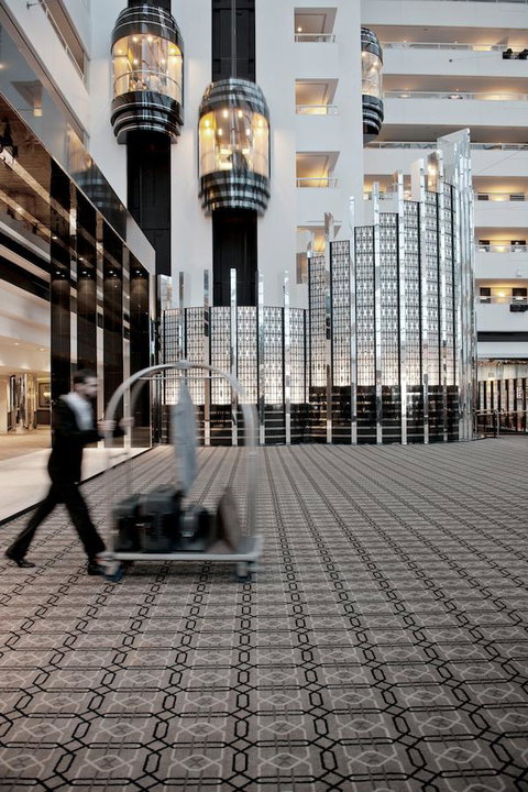 Crown Metropol Perth - Sunshine Coast Guide 3