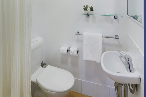 Ibis Budget Perth Airport - Sunshine Coast Guide 8