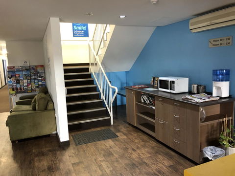 Ibis Budget Perth Airport - Sunshine Coast Guide 12