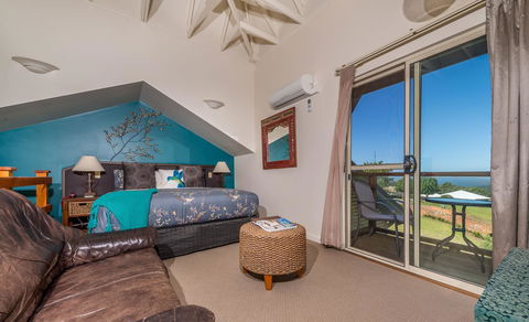 Chimes Spa Retreat - Sunshine Coast Guide 10
