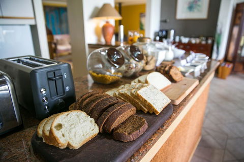 Chimes Spa Retreat - Sunshine Coast Guide 43