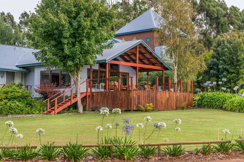 Chimes Spa Retreat - Sunshine Coast Guide 20