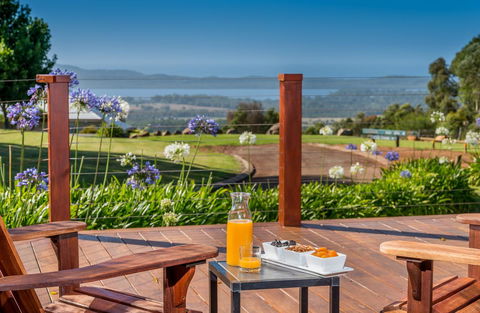 Chimes Spa Retreat - Sunshine Coast Guide 1