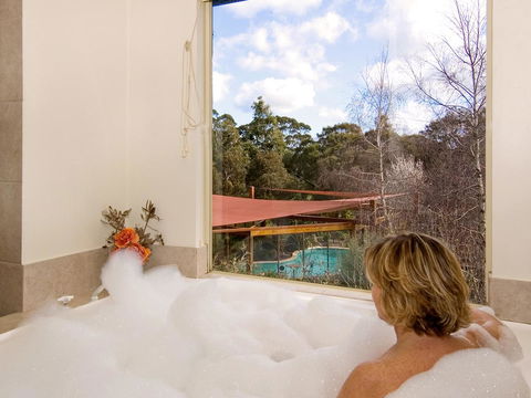 Chimes Spa Retreat - Sunshine Coast Guide 41