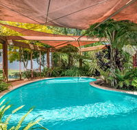Chimes Spa Retreat - Sunshine Coast Guide