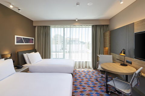 Doubletree By Hilton Perth Northbridge - Sunshine Coast Guide 2