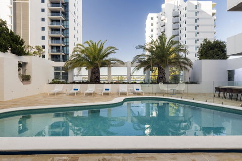 Pan Pacific Perth - Sunshine Coast Guide 13