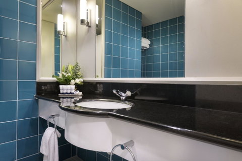 Pan Pacific Perth - Sunshine Coast Guide 11