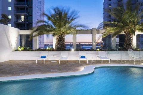 Pan Pacific Perth - Sunshine Coast Guide 14