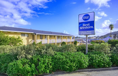Albany Motel & Apartments - Sunshine Coast Guide 17