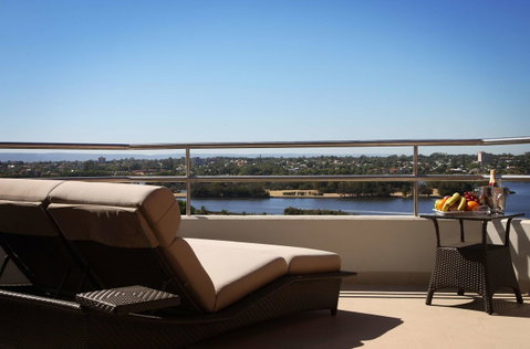 Residence On Langley Park - Sunshine Coast Guide 19