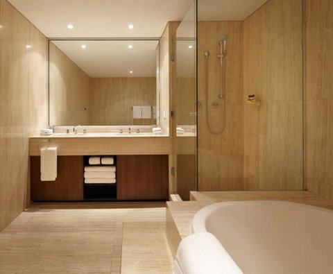 Residence On Langley Park - Sunshine Coast Guide 2