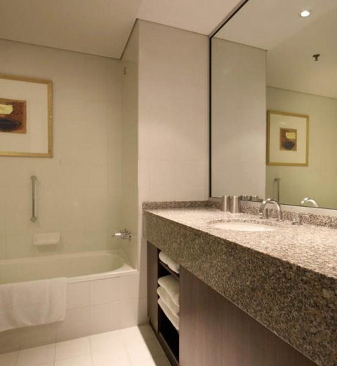 Residence On Langley Park - Sunshine Coast Guide 4
