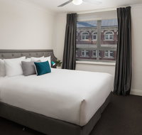 Pensione Hotel Perth - Sunshine Coast Guide