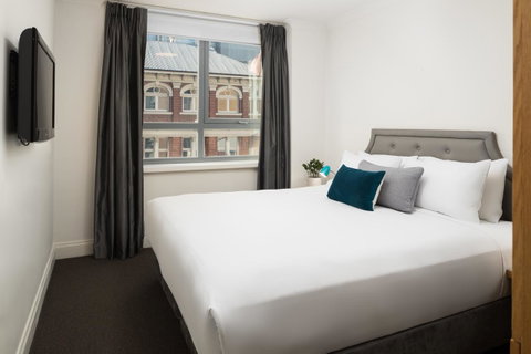 Pensione Hotel Perth - Sunshine Coast Guide 12