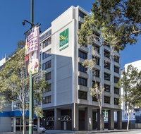 Quality Hotel Ambassador Perth - Sunshine Coast Guide