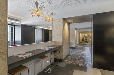 Metro Hotel Perth - Sunshine Coast Guide 13